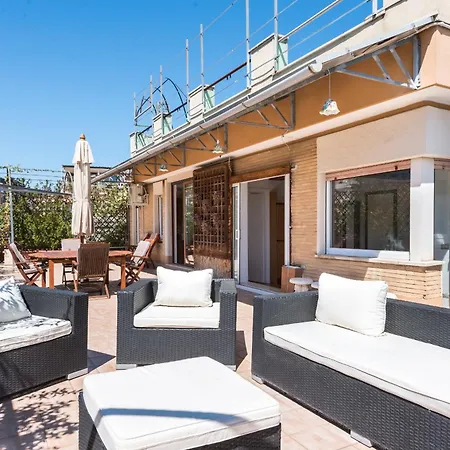 Apartamento Vatican-metro A Panoramic Penthouse With Jacuzzi Roma