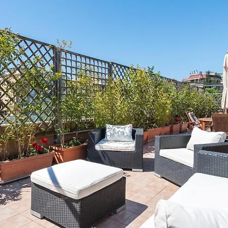 Vatican-metro A Panoramic Penthouse With Jacuzzi روما